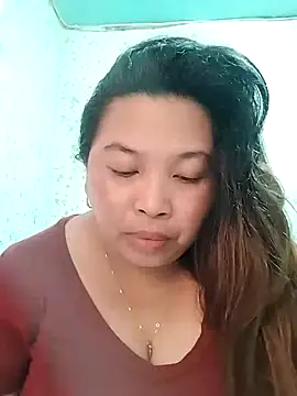Snapshot of Sweet_fatty18 chatting on March 14, 4:32 am Sweet fatty18 online show from March 14, 4:32 am