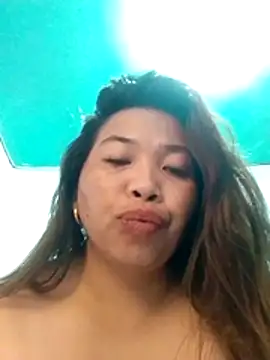 Snapshot of Sweet_fatty18 chatting on October 16, 10:00 pm Sweet fatty18 online show from October 16, 10:00 pm