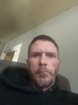 Snapshot of lambomusik chatting on February 23, 3:18 pm lambomusik online show from February 23, 3:18 pm