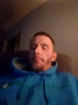 Snapshot of lambomusik chatting on February 27, 7:55 am lambomusik online show from February 27, 7:55 am