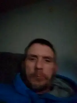 Snapshot of lambomusik chatting on February 27, 2:32 pm lambomusik online show from February 27, 2:32 pm