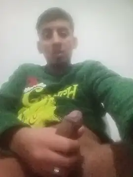 Snapshot of Pollaelectrica77 chatting on January 7, 1:52 am Pollaelectrica77 online show from January 7, 1:52 am