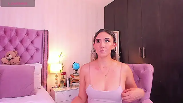 Snapshot of natashaleightt chatting on March 1, 7:04 pm natashaleightt online show from March 1, 7:04 pm