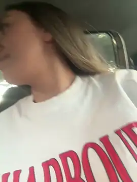 Snapshot of natashaleightt chatting on March 2, 10:48 pm natashaleightt online show from March 2, 10:48 pm