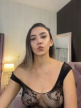 Snapshot of natashaleightt chatting on September 18, 12:01 am natashaleightt online show from September 18, 12:01 am