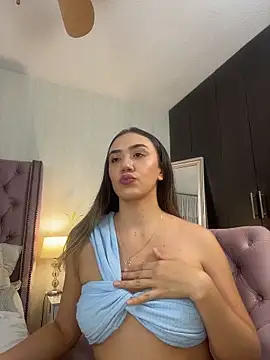 Snapshot of natashaleightt chatting on October 16, 9:05 pm natashaleightt online show from October 16, 9:05 pm