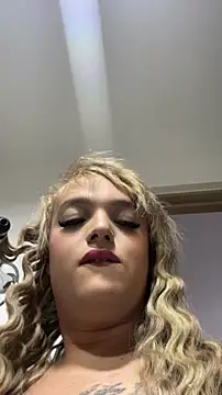 Snapshot of ScarletThompsonx chatting on May 15, 10:39 pm ScarletThompsonx online show from May 15, 10:39 pm