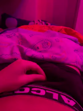 giuseppe18yo online show from February 27, 8:28 am
