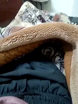 Snapshot of Delhi_BoyBigcock chatting on February 25, 5:52 am Delhi BoyBigcock online show from February 25, 5:52 am