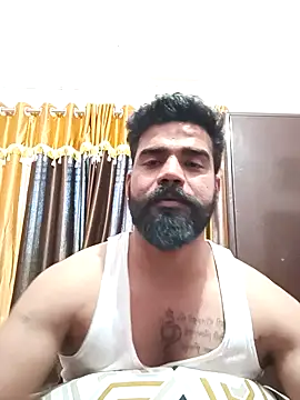 Snapshot of Yourguys21 chatting on February 21, 11:55 am Yourguys21 online show from February 21, 11:55 am