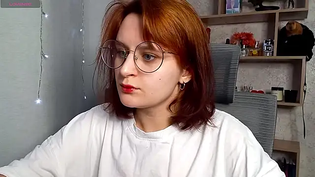 Snapshot of Sonya_mikki chatting on February 28, 11:12 pm Sonya mikki online show from February 28, 11:12 pm