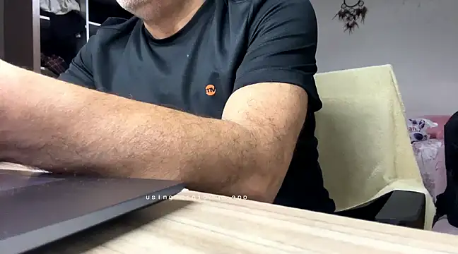 Snapshot of alykemylove01 chatting on March 14, 1:46 pm alykemylove01 online show from March 14, 1:46 pm