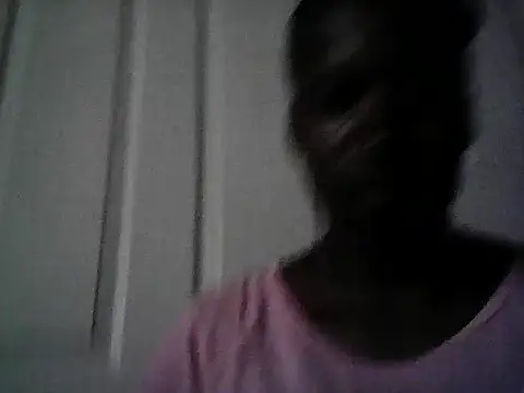 Snapshot of LoveDropss chatting on February 22, 11:02 am LoveDropss online show from February 22, 11:02 am