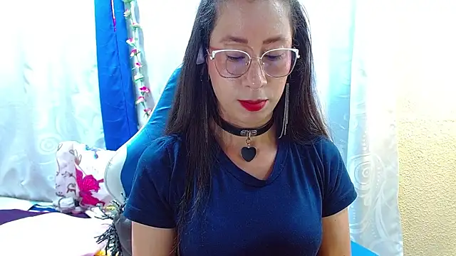 Gia leinn online show from March 6, 6:59 pm