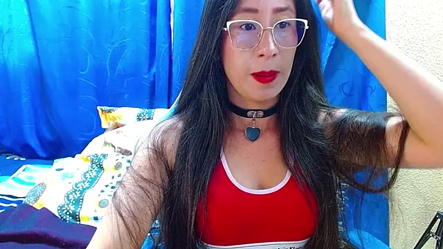 Gia leinn online show from May 15, 8:49 pm