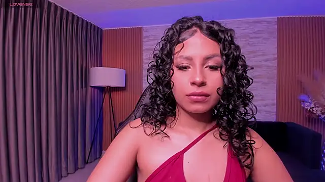 Snapshot of hannah_thomson_ chatting on September 30, 3:44 am hannah thomson  online show from September 30, 3:44 am