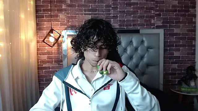 andres ocasio online show from March 7, 1:18 pm