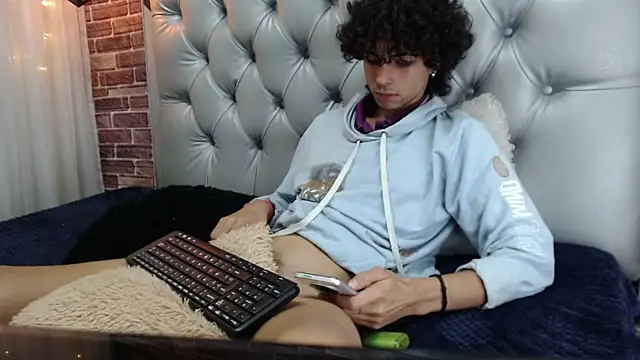 andres ocasio online show from March 11, 5:02 pm