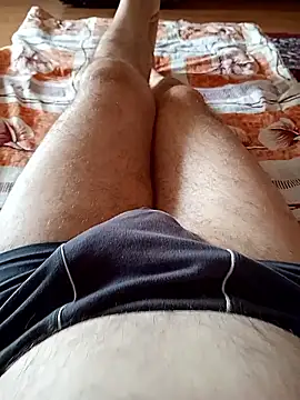 Snapshot of Vali1969 chatting on January 15, 11:37 am Vali1969 online show from January 15, 11:37 am