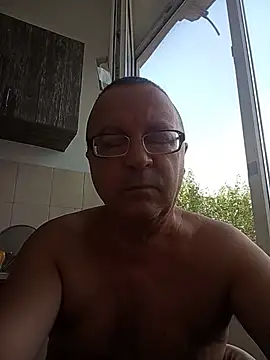 Vali1969 online show from July 28, 9:04 am