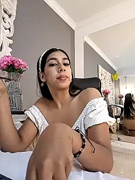 AnnieGibbyns online show from March 23, 1:26 pm