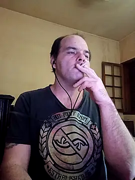 Jovissoares7ye online show from May 7, 7:47 am