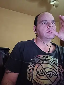 Jovissoares7ye online show from May 11, 4:40 am