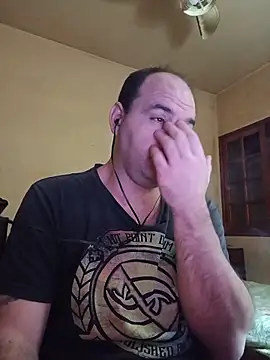 Jovissoares7ye online show from May 16, 3:03 am