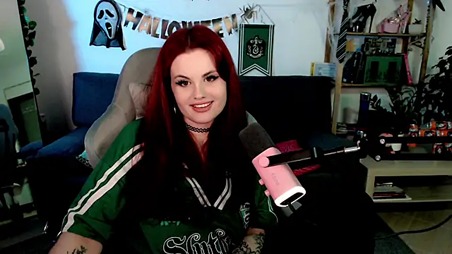 Snapshot of Della_Ideal chatting on October 29, 5:36 pm Della Ideal online show from October 29, 5:36 pm