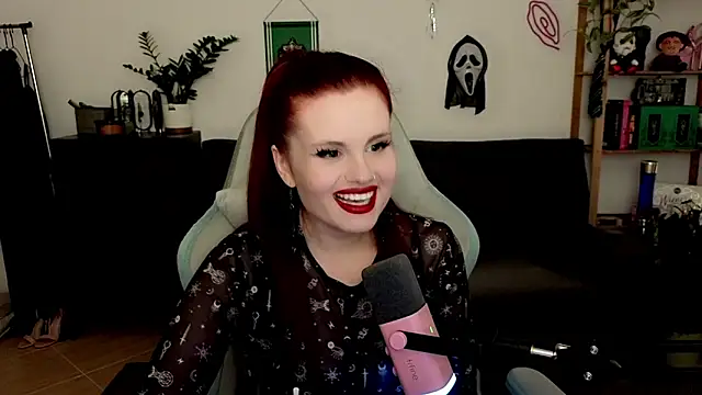 Della Ideal online show from December 14, 5:07 pm