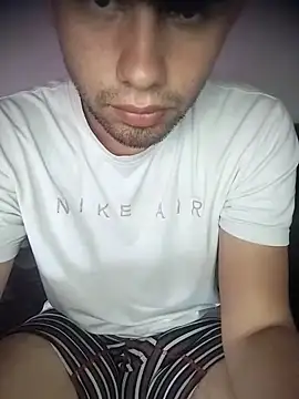 Snapshot of Jair_Hott chatting on March 1, 4:11 pm Jair Hott online show from March 1, 4:11 pm