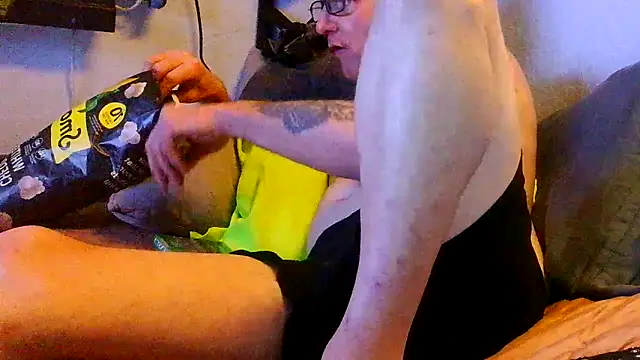 Snapshot of PornStro921 chatting on March 24, 9:09 pm PornStro921 online show from March 24, 9:09 pm