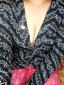 Snapshot of geetha_telugu_kan277 chatting on March 6, 5:09 pm geetha telugu kan277 online show from March 6, 5:09 pm