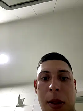 Snapshot of Cristopher1112 chatting on October 30, 4:25 am Cristopher1112 online show from October 30, 4:25 am