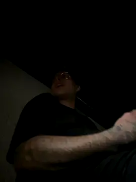 Snapshot of Cristopher1112 chatting on November 8, 5:07 am Cristopher1112 online show from November 8, 5:07 am