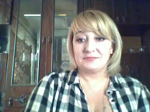 Snapshot of ArielXLoveresss chatting on March 5, 3:07 pm ArielXLoveresss online show from March 5, 3:07 pm