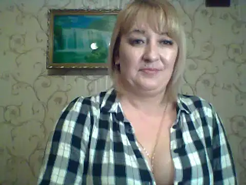 Snapshot of ArielXLoveresss chatting on March 16, 5:39 pm ArielXLoveresss online show from March 16, 5:39 pm