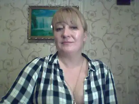 Snapshot of ArielXLoveresss chatting on March 22, 9:10 pm ArielXLoveresss online show from March 22, 9:10 pm