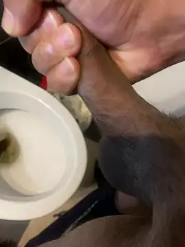 Snapshot of rogerdik76 chatting on February 26, 10:04 am rogerdik76 online show from February 26, 10:04 am