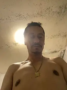 Snapshot of rogerdik76 chatting on December 5, 7:54 pm rogerdik76 online show from December 5, 7:54 pm