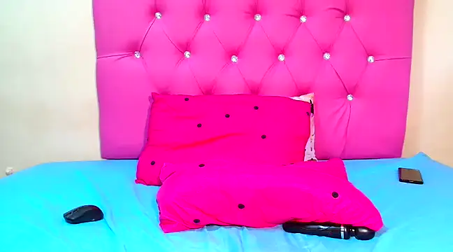 SEXYASSTINAXXX online show from March 3, 6:04 am