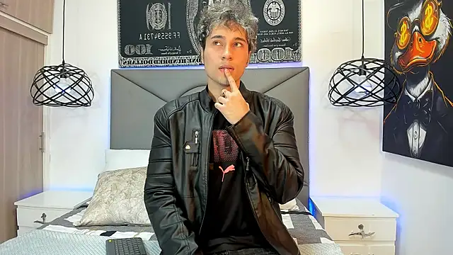 Snapshot of buddy_whitte chatting on October 22, 12:16 pm buddy whitte online show from October 22, 12:16 pm