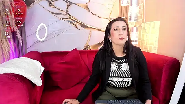 Snapshot of Bella_williamss_ chatting on September 15, 7:47 pm Bella williamss online show from September 15, 7:47 pm