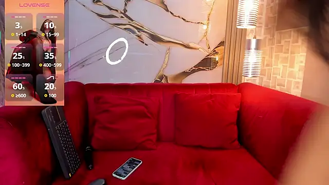 Snapshot of Bella_williamss_ chatting on October 23, 7:56 pm Bella williamss online show from October 23, 7:56 pm