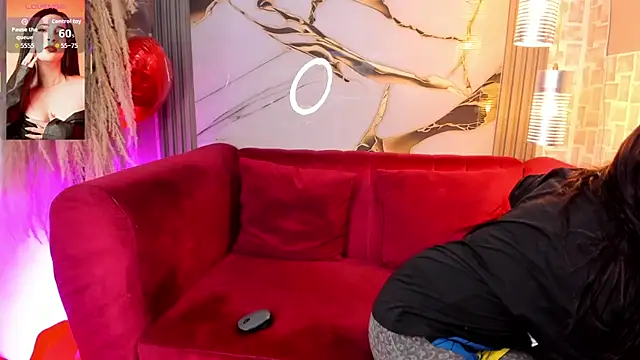 Snapshot of Bella_williamss_ chatting on November 1, 9:17 pm Bella williamss online show from November 1, 9:17 pm