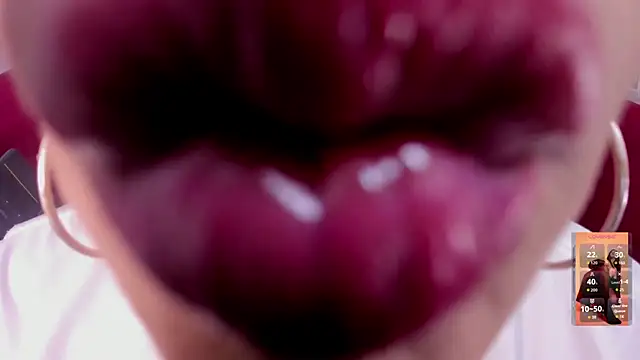 Bella williamss  online show from April 27, 8:07 pm