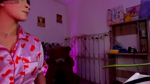 Snapshot of Minami_Nakamura chatting on February 15, 2:30 am Minami Nakamura online show from February 15, 2:30 am