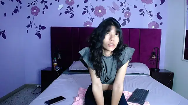 Snapshot of nathalya_summer chatting on March 20, 8:19 pm nathalya summer online show from March 20, 8:19 pm