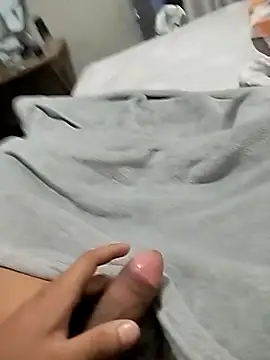 maynor1233 online show from March 25, 9:32 pm