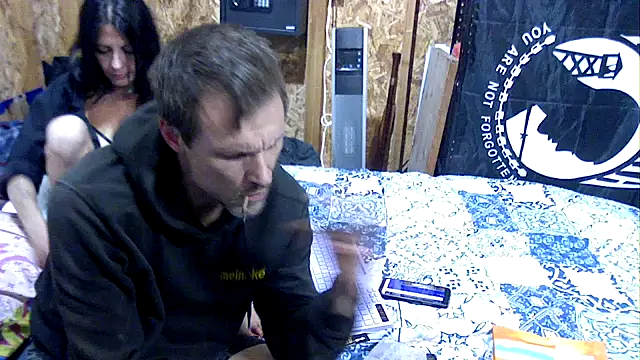 SillyRabbitz online show from November 9, 6:44 am